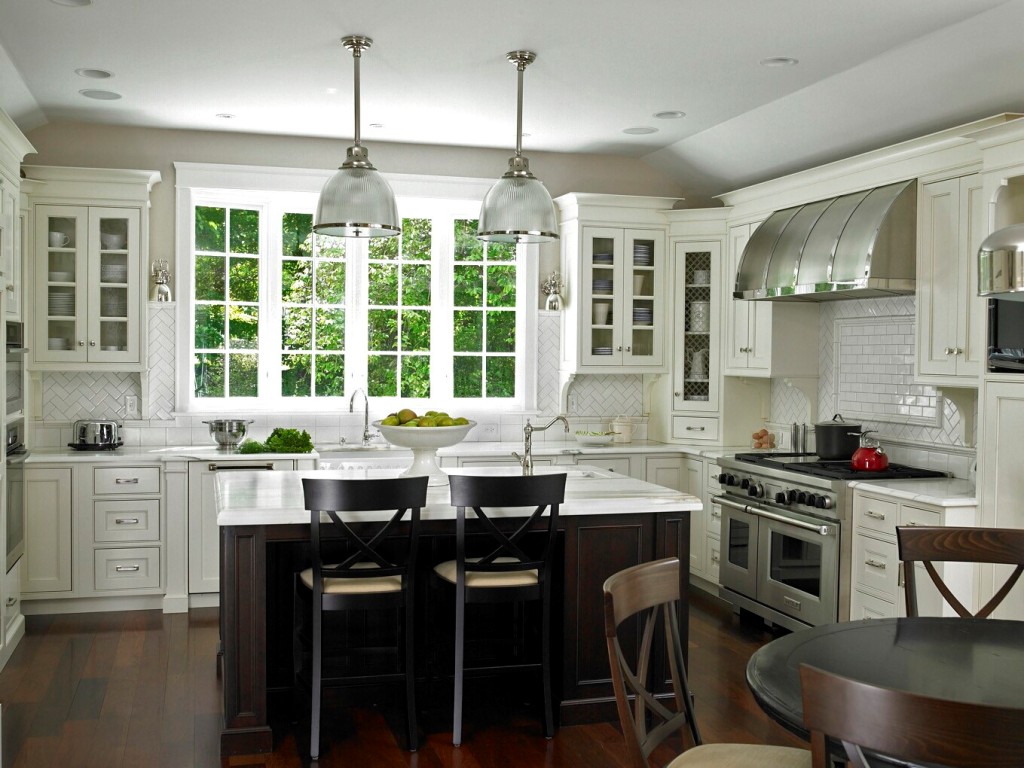25 Exciting Traditional Kitchen Designs and Styles