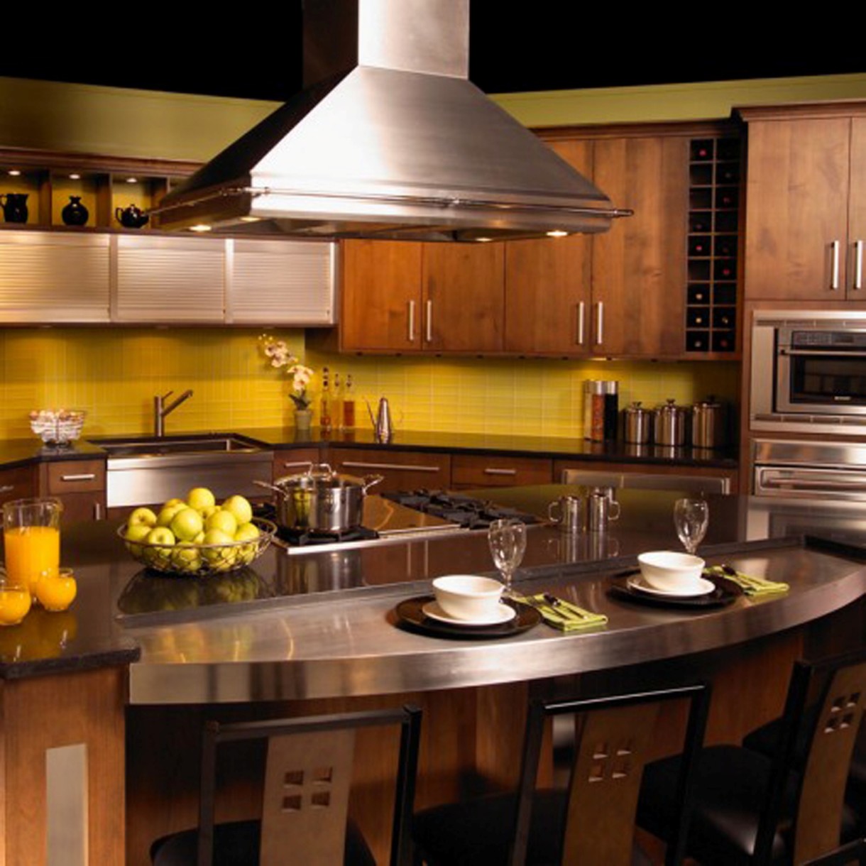 Modern-Kitchen-Design-With-Amaze-Oval-Kitchen-Bar-Design