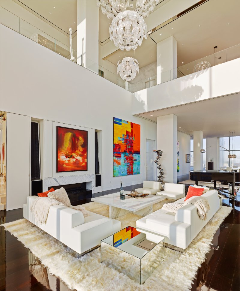 the-high-ceilings-in-the-living-room-make-the-area-feel-extra-spacious