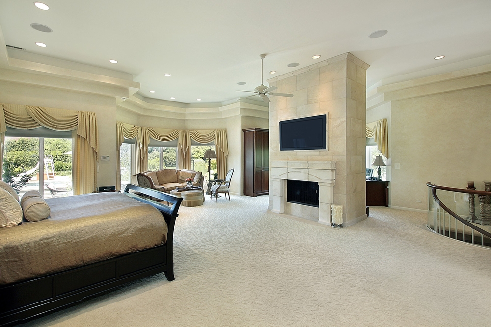 Beautifully Decorated Master Bedroom Designs (34)