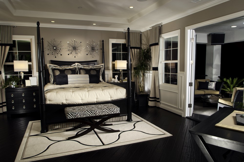 Elegant Black And White Bedroom