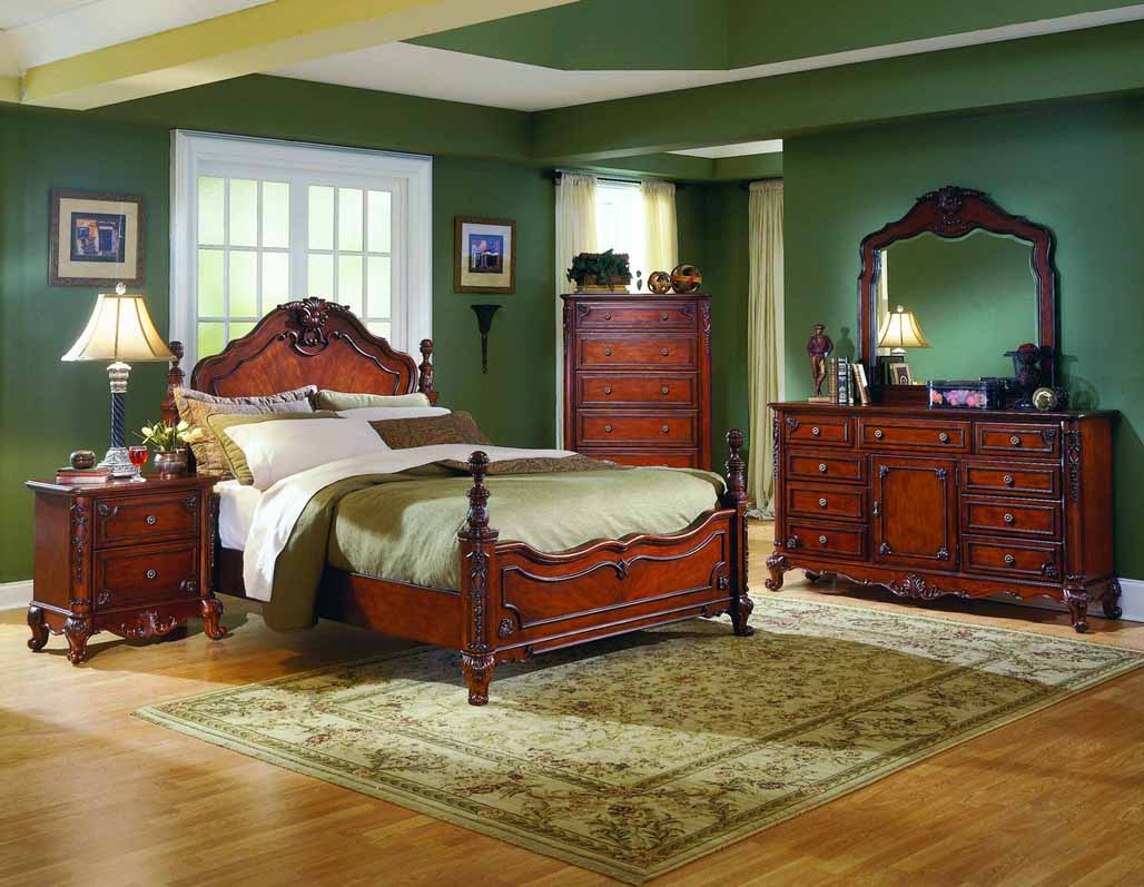 Ever Traditional Bedroom Design