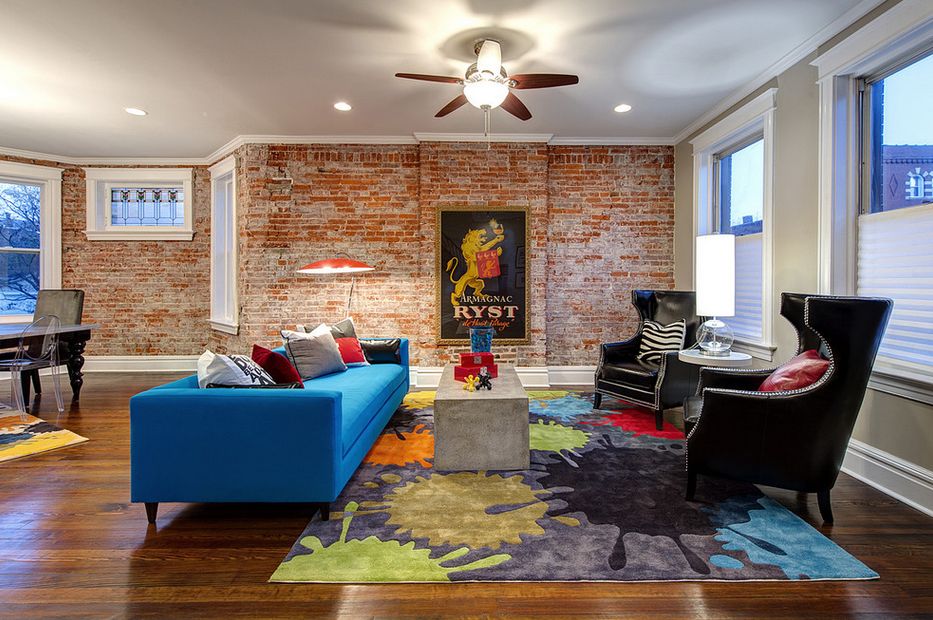 Living Room With Exposed Brick Wall (20)