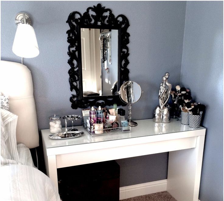 Stunning Bedroom Vanity Ideas (14)