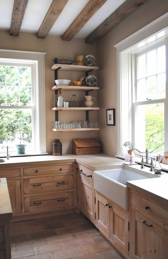 country-kitchen-with-wooden-cabinet