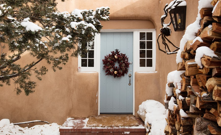 southwestern-front-door-christmas-wreath