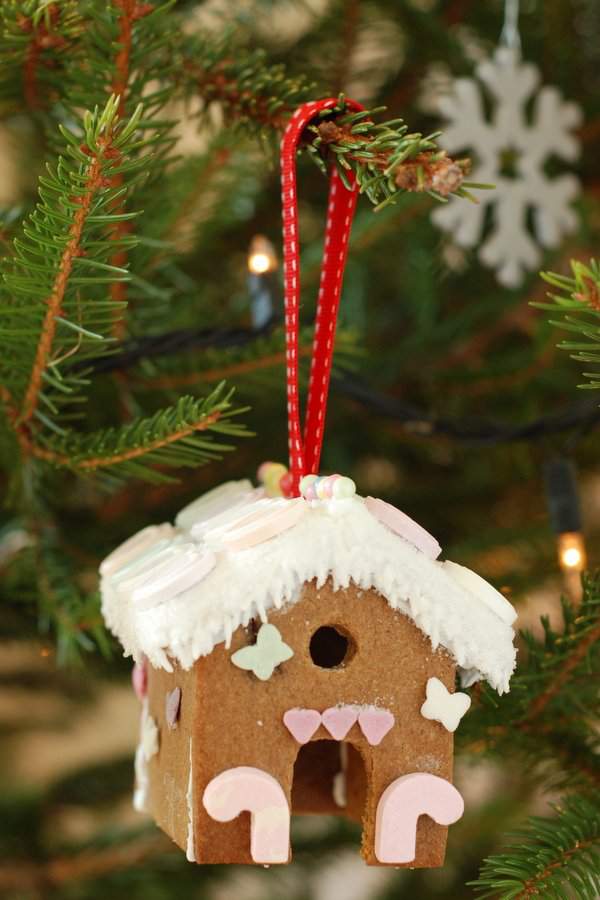 Gingerbread House Tree Ornaments