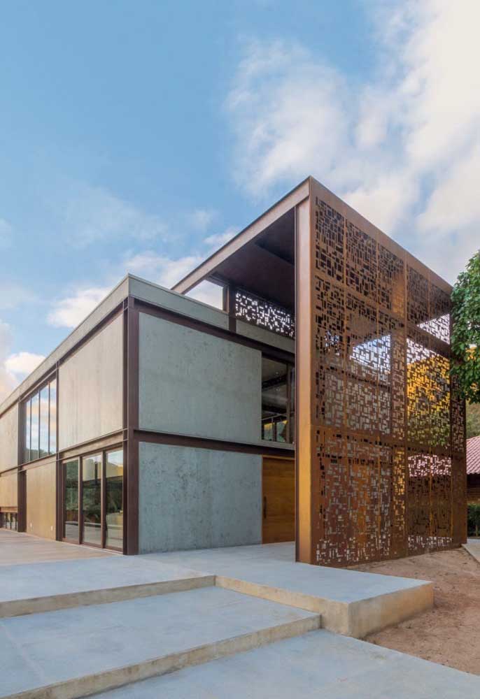21. See what a perfect construction made with hollow corten steel.